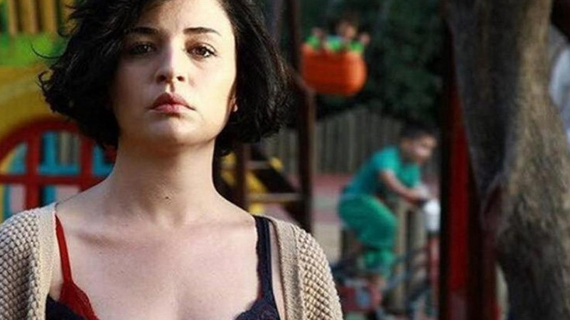 Ünlü oyuncunun kiraza verdiği paraya bakın