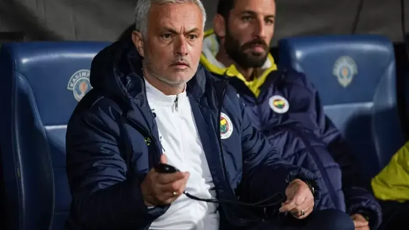 Mourinho'dan TFF'nin yabancı VAR hakemi kararı için olay sözler