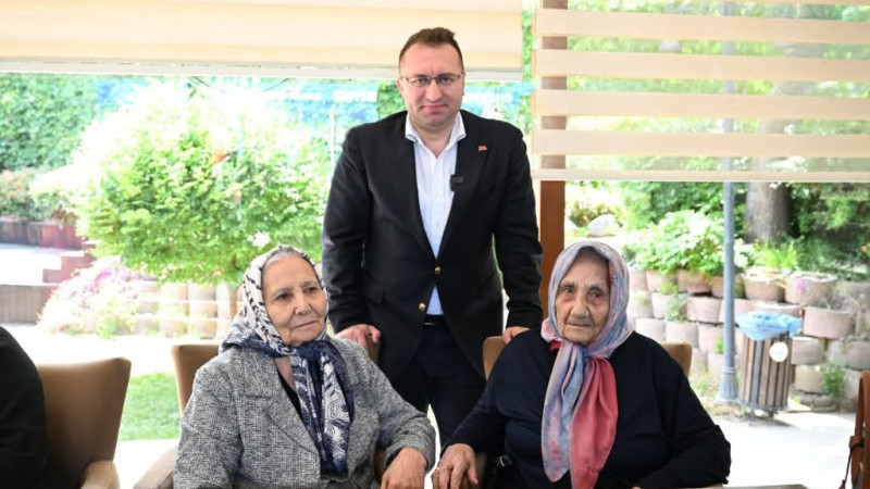 Gaziosmanpaşa’da Anneler Günü Coşkusu: Sevgi ve Dayanışma Dolu Etkinlikler