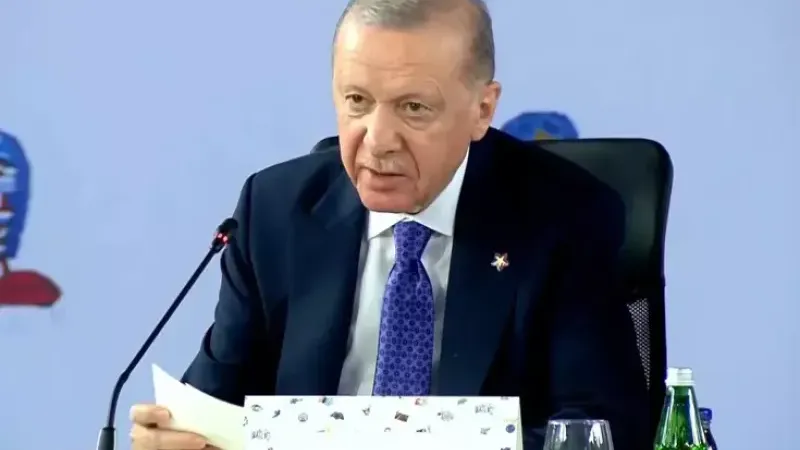 Erdoğan: Vize uygulamaları mutlaka gözden geçirilmeli