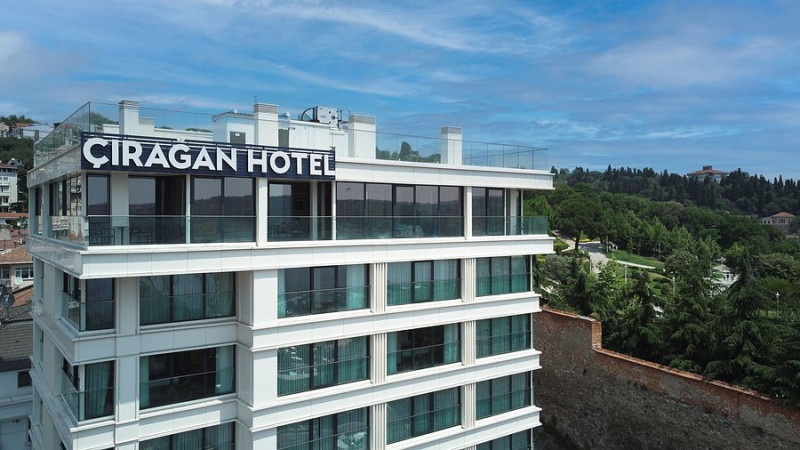 Beşiktaş’ta “Kaçak kat” iddiası: Ruhsat tartışması siyaseti ısıttı